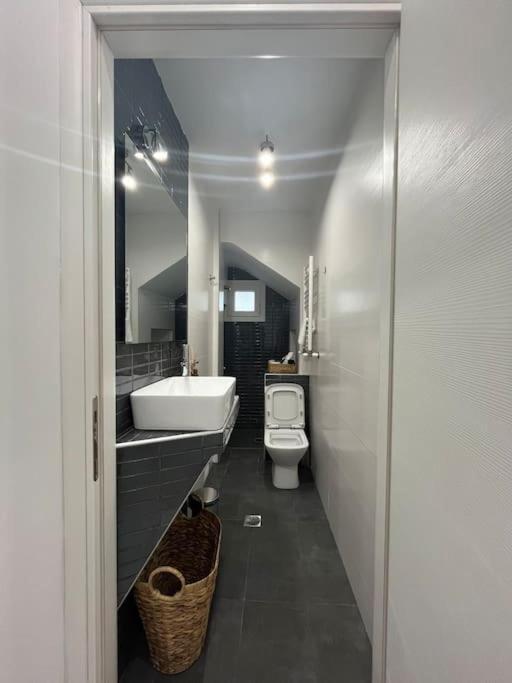 House B Diavata, Thessaloniki Apartment Ngoại thất bức ảnh