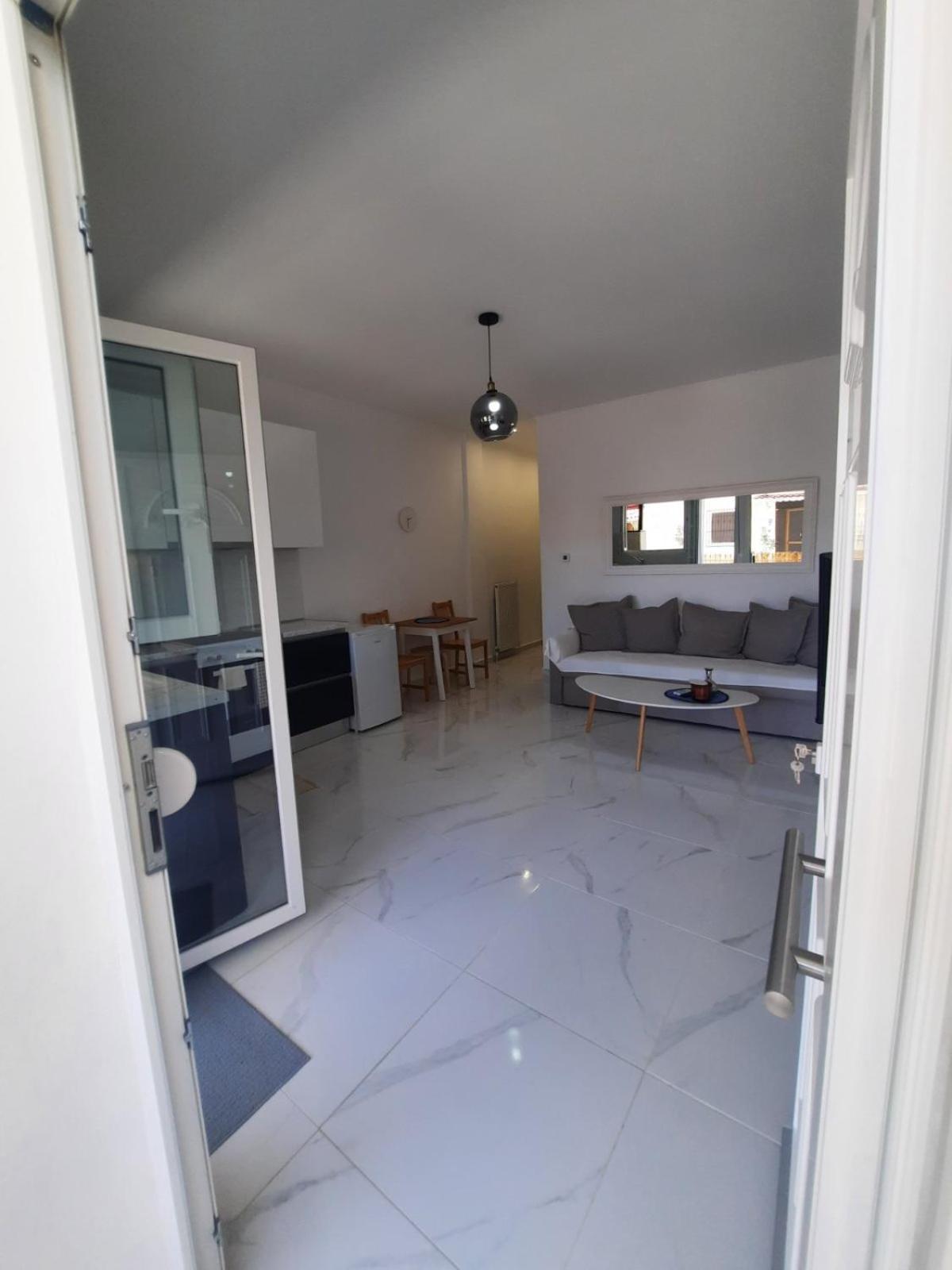 House B Diavata, Thessaloniki Apartment Ngoại thất bức ảnh