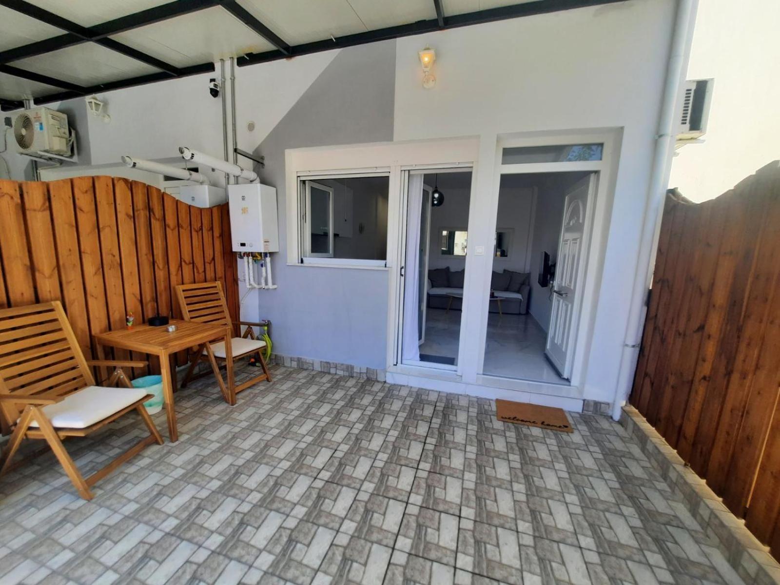 House B Diavata, Thessaloniki Apartment Ngoại thất bức ảnh