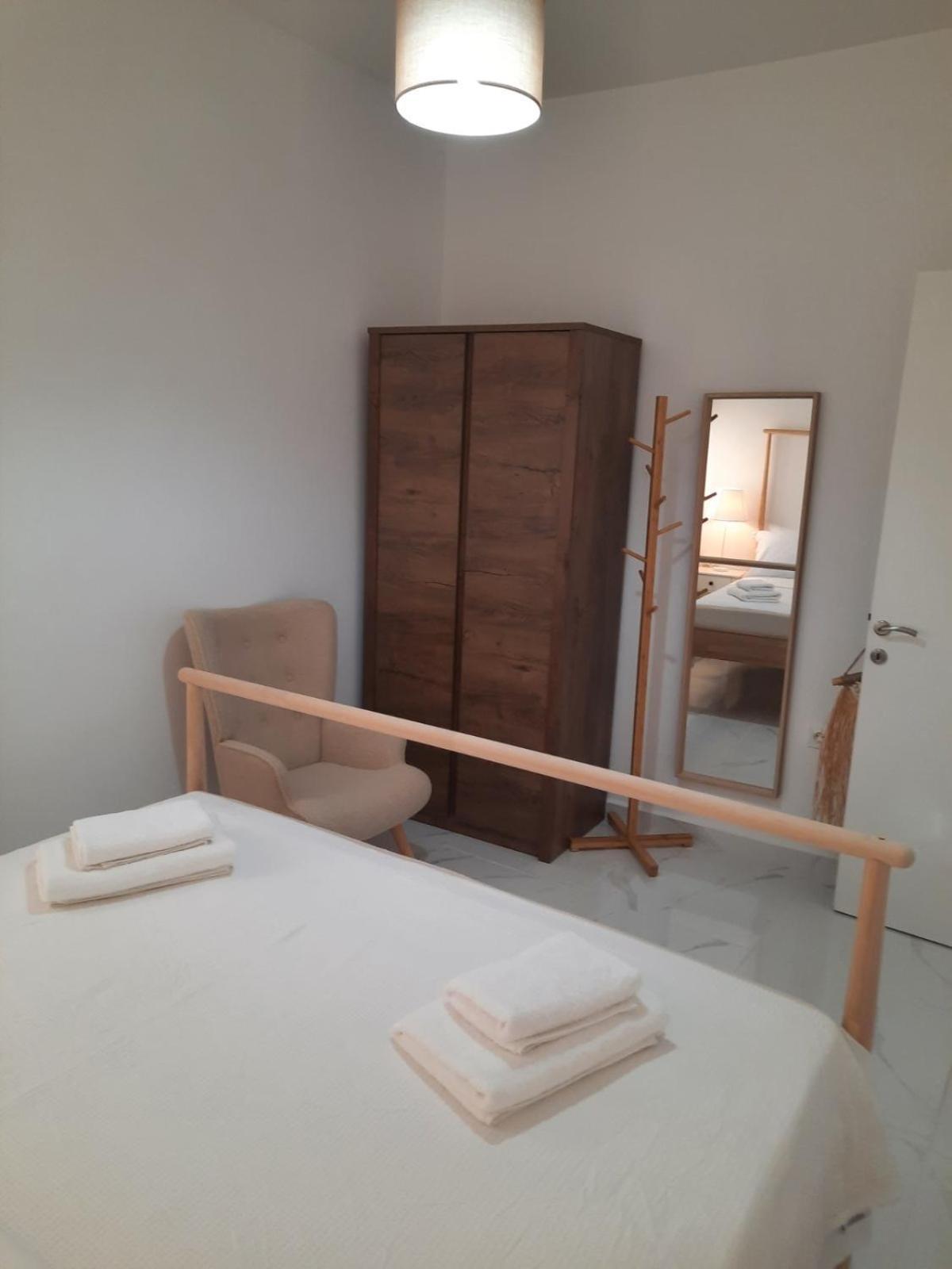 House B Diavata, Thessaloniki Apartment Ngoại thất bức ảnh